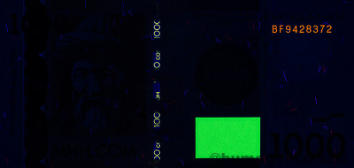 KG0406b_UV365_o_800px_wm.jpg